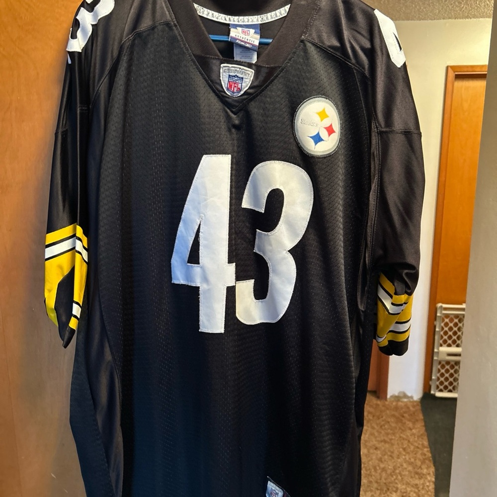 Black and Yellow NFL Jersey
